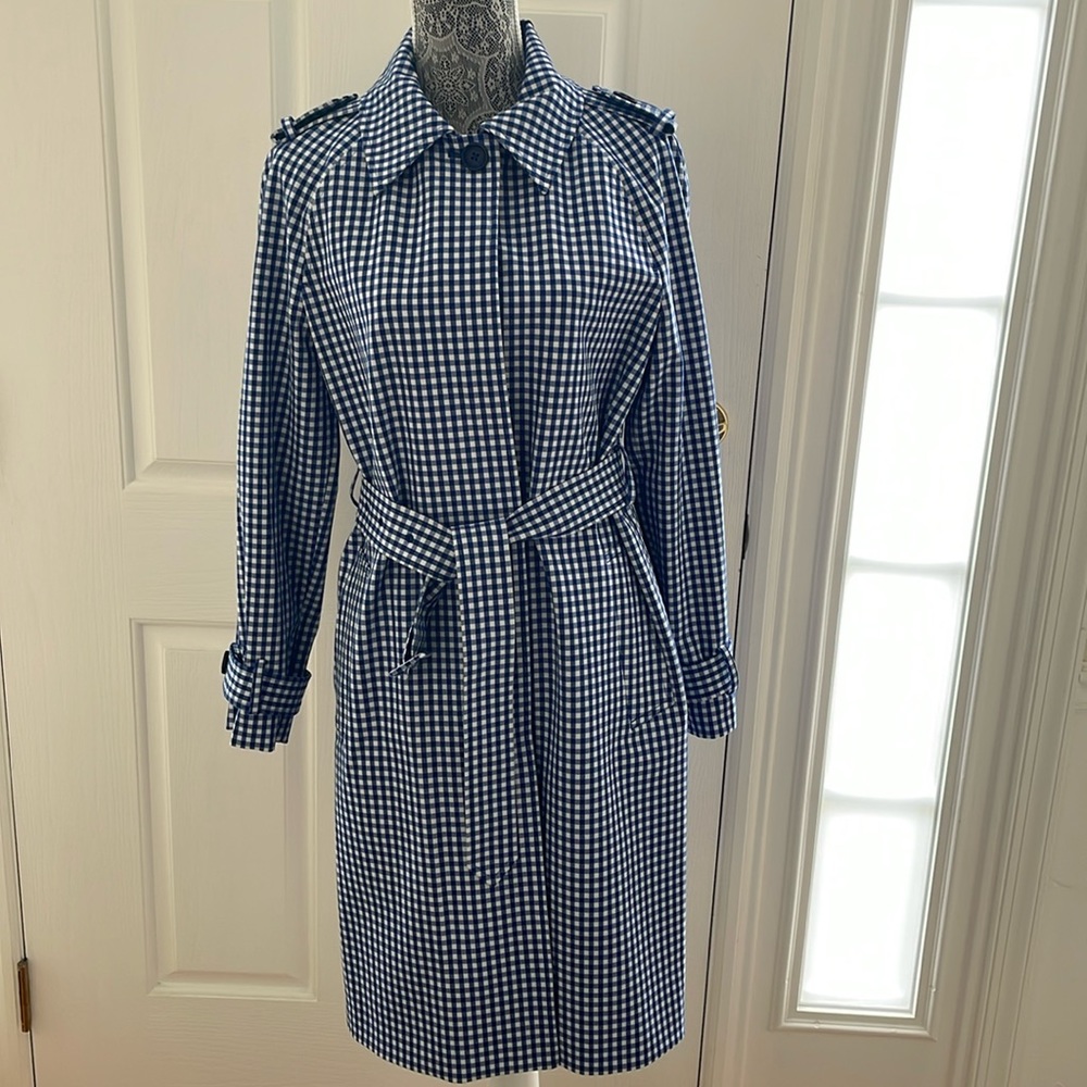 Elie Tahari trench coat
